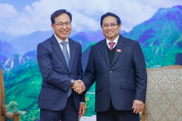 Thu tuong Pham Minh Chinh tiep Tong Giam doc Samsung Viet Nam hinh anh
