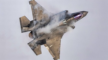 Máy bay F-35 mà Iran tuyên bố bắn rơi là tiêm kích nguy hiểm nhất