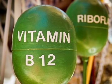 Nguy hai khi tiem vitamin B12 de giam can hinh anh