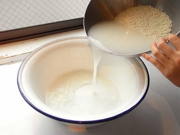 Loi ich khong ngo cua nuoc gao doi voi da va toc hinh anh