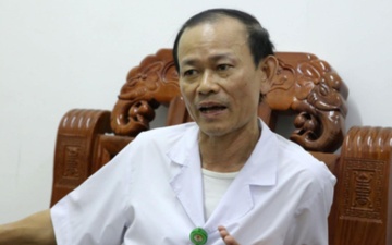 Vu tre so sinh o Ha Tinh tu vong: Bac si keo dut co be roi khau lai hinh anh