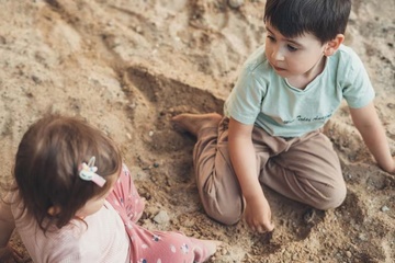 Loai giun thuong gap o tre nho hinh anh
