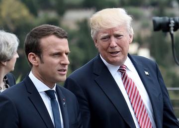 De lai rac roi sau lung, ong Trump len duong tham Phap hinh anh