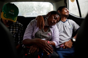 7 ngay dao tim nguoi than bi vui trong tro nui lua Guatemala hinh anh