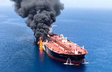 Tau cho dau Iran bi ban ten lua, phat no gan Saudi Arabia hinh anh