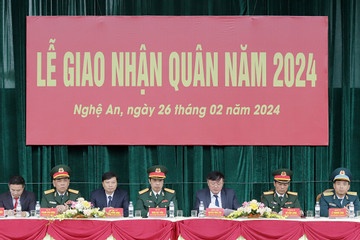Khong chap hanh lenh goi nhap ngu, 2 thanh nien bi xu phat 125 trieu hinh anh