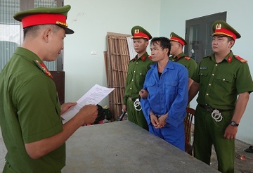 Khoi to pho chu tich xa cung 2 nguoi trong vu 'cat tac' o Binh Thuan hinh anh