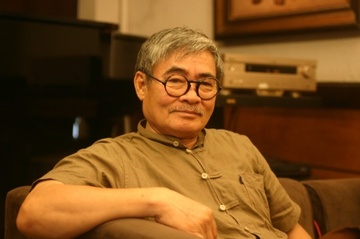 Thơ Nguyễn Duy: 'Tìm thân nhân'