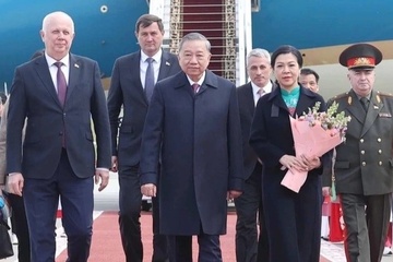 Tổng Bí thư và Phu nhân bắt đầu thăm cấp Nhà nước Cộng hòa Belarus