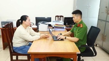 Co so san xuat gio cha su dung chat cam bi cong an ‘so gay’ hinh anh