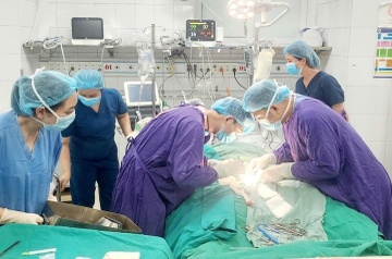 Ngung tim 60 phut sau khi di boi hinh anh