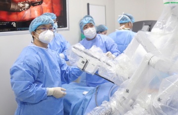 Người đàn ông phát hiện ung thư từ một dấu hiệu khi ăn cơm