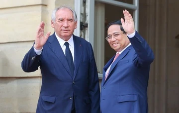 Thu tuong Pham Minh Chinh hoi dam voi Thu tuong Phap hinh anh