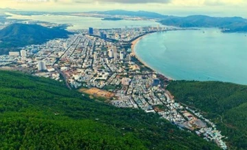 Nghi truoc tuoi, nhan vien lai xe tai Binh Dinh nhan gan 1 ty dong hinh anh