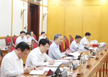 Ket luan moi cua Bo Chinh tri, Ban Bi thu ve sap xep don vi hanh chinh hinh anh