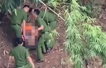 Cuu song nguoi phu nu nhay cau tu tu o song Thuong hinh anh