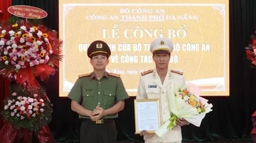 Cong an thanh pho Da Nang co tan Pho giam doc hinh anh