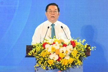 Ky nguyen moi, bao chi vuon minh cung dan toc hinh anh
