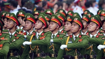 Ha Noi to chuc ky niem 80 nam Ngay truyen thong CAND o Nha hat Ho Guom hinh anh
