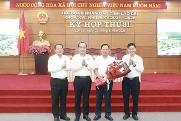 Mot Pho chu tich UBND tinh Lao Cai nghi huu truoc tuoi hinh anh