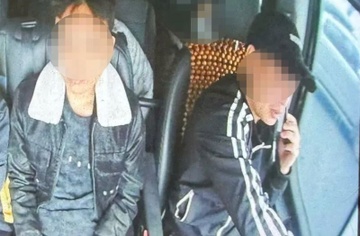 Cuc CSGT: Dung dien thoai khi lai xe la hanh vi dac biet nguy hiem hinh anh