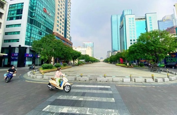 Han che giao thong khu vuc trung tam TP.HCM nhieu ngay hinh anh