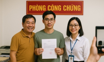 Tu 1/7, nguoi dan di cong chung phai chup anh cung cong chung vien hinh anh