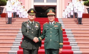 Tư lệnh Lực lượng Quốc phòng Thái Lan thăm chính thức Việt Nam