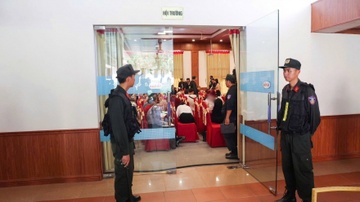 Công an đột kích hội thảo, triệt phá đường dây đa cấp tiền số trá hình