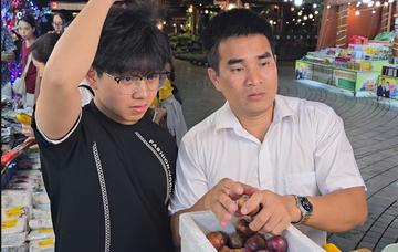 Anh nông dân từ livestream chân chất đến startup triệu đơn