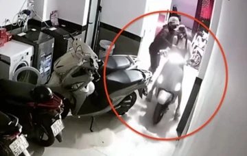 Bắt tên 'yêu râu xanh' cướp túi xách, sàm sỡ cô gái ở Hà Nội