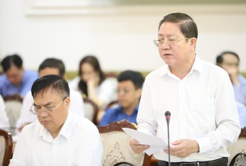 Bo Noi vu cu can bo vao ho tro TP.HCM hinh anh