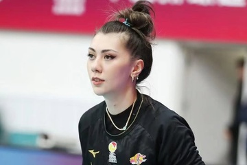 Ngoai binh cao 1,91 m gay sot o giai bong chuyen VDQG Viet Nam hinh anh