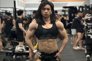 Co gai 40 kg 'lot xac' thanh nha vo dich the hinh o TP.HCM hinh anh