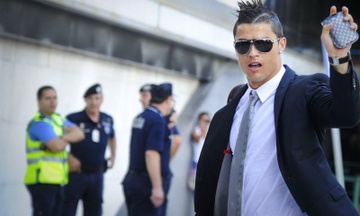 Ronaldo giau nhat World Cup 2014 voi tai san 230 trieu USD hinh anh