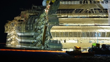 Truc vot thanh cong 'Titanic cua Italy' hinh anh