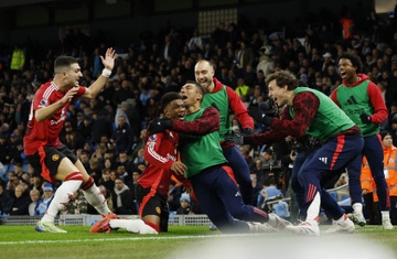 Amad ruc sang giup MU loi nguoc dong truoc Man City hinh anh