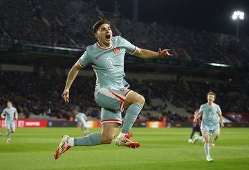 Barcelona, Atletico Madrid tao tran cau dien ro voi 8 ban thang hinh anh
