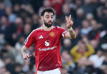 MU giup Liverpool cham tay vao chuc vo dich hinh anh