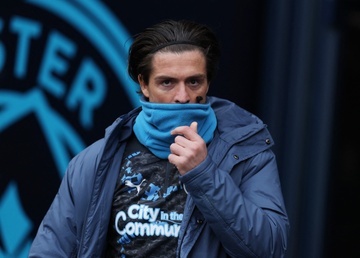 Grealish bi tat sau tran derby Manchester hinh anh