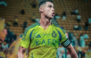 Ronaldo lam Saudi Arabia kho xu hinh anh