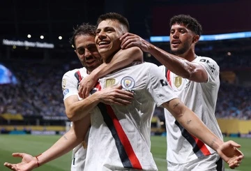Tân binh tỏa sáng trong chiến thắng 6-0 của Man City