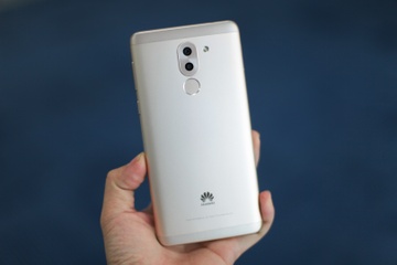 Anh Huawei GR5 2017 gia 6 trieu, camera kep moi len ke hinh anh