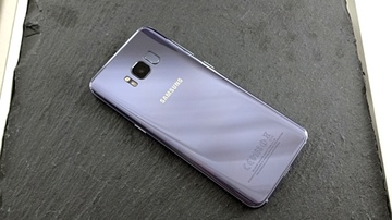 Samsung Galaxy S8+ them mau tim khoi o VN hinh anh