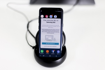 Trai nghiem Samsung DeX: Phu kien bien smartphone thanh may tinh hinh anh