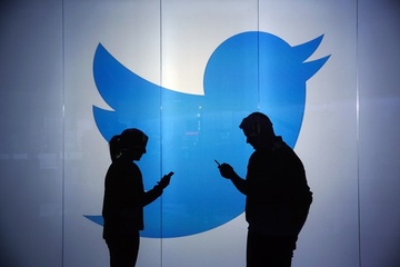 Nhan vien Twitter ke kho hinh anh