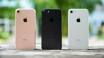 Da bi 'khai tu' 5 nam, Apple van con mat tien vi iPhone 7 hinh anh