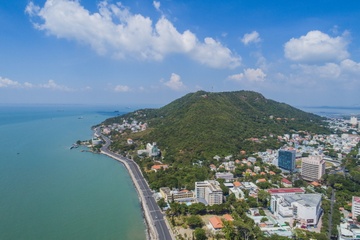 Dat nen, biet thu, condotel Ba Ria - Vung Tau dong loat tang gia hinh anh