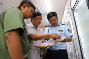 Cua hang C.P. o Soc Trang het han giay chung nhan an toan thuc pham hinh anh