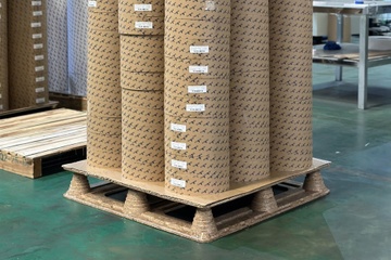 Doanh nghiệp Việt làm pallet từ xơ dừa, vỏ cà phê, tải trọng đến 2 tấn